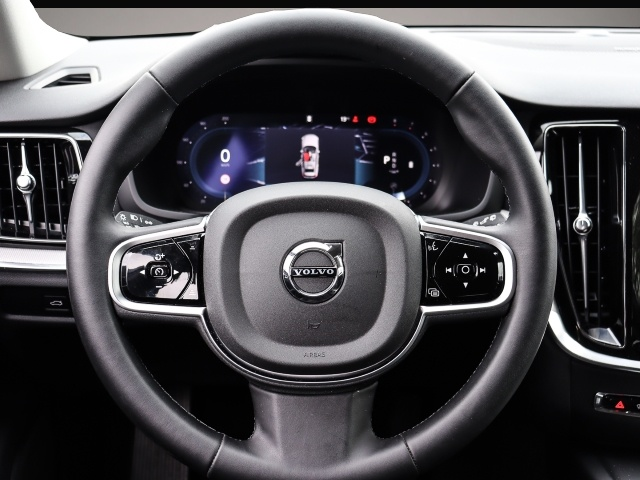 Bild 5 Volvo V60 Kombi Plus Dark B4 Benzin EU6e Digitales Coc