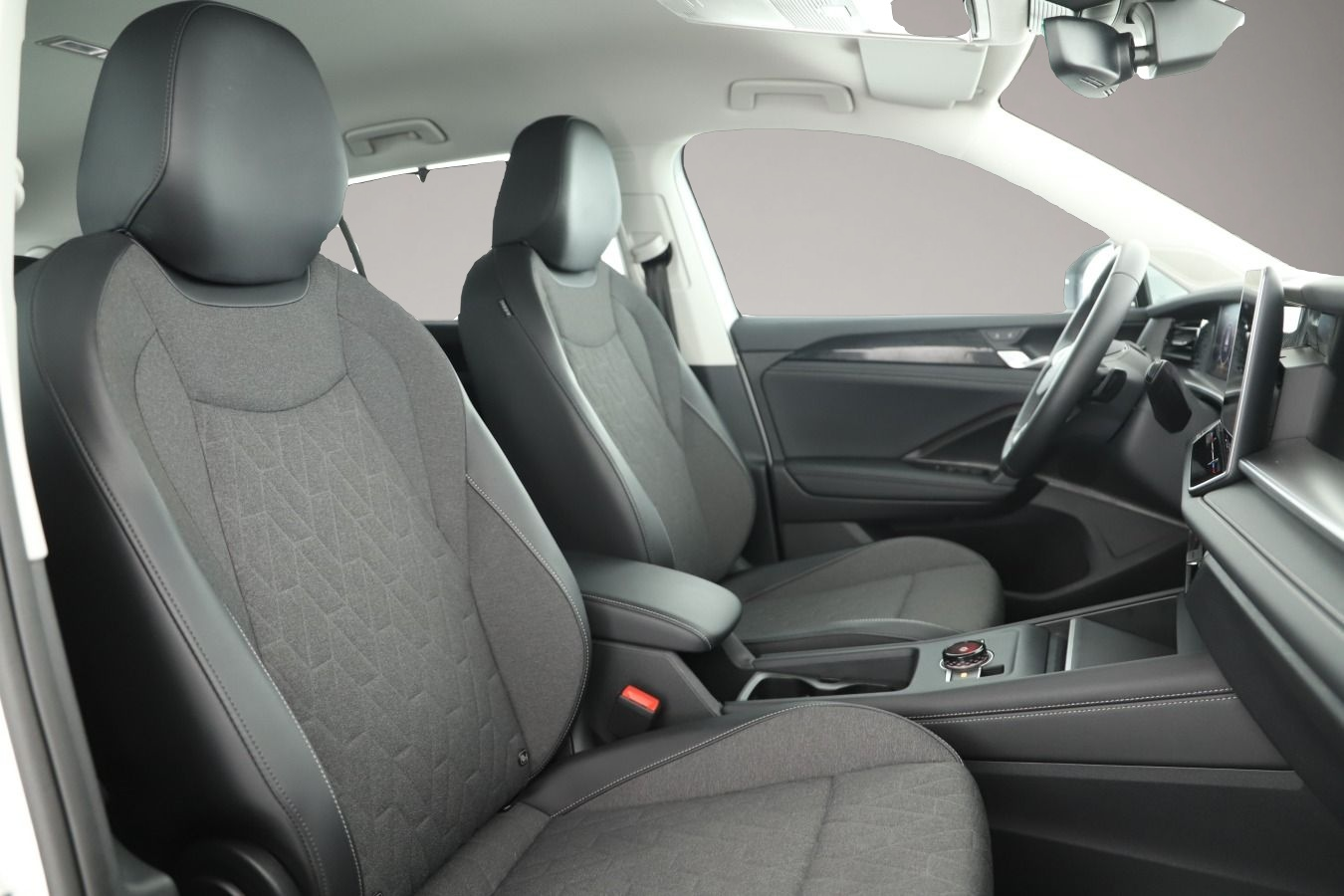 Bild 6 Volkswagen Tayron 2.0 TDI 4M DSG Life IQ.Light/ACC/360°/App