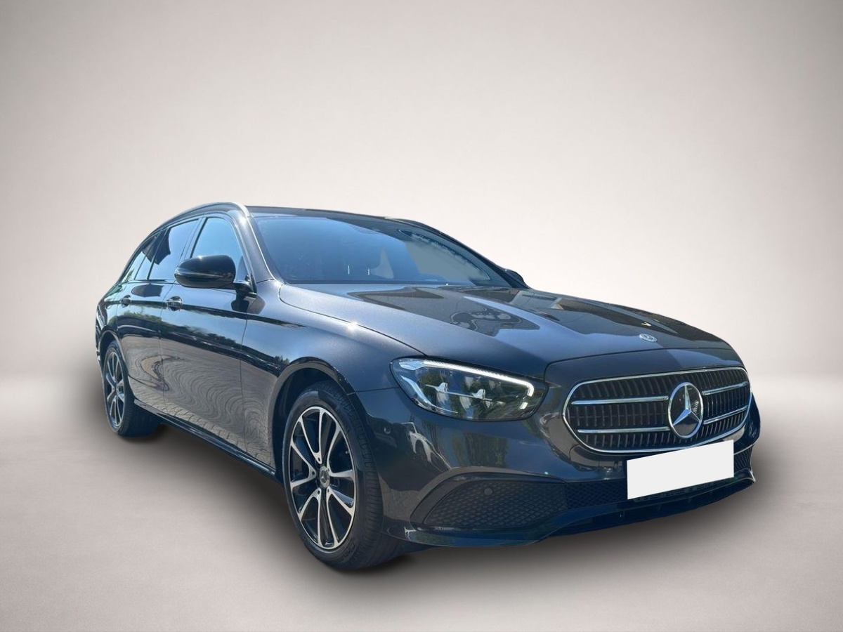 Bild 7 Mercedes-Benz E 300 E 300d 4Matic Avantgarde LED/AHK/MBUX/SHZ/ACC