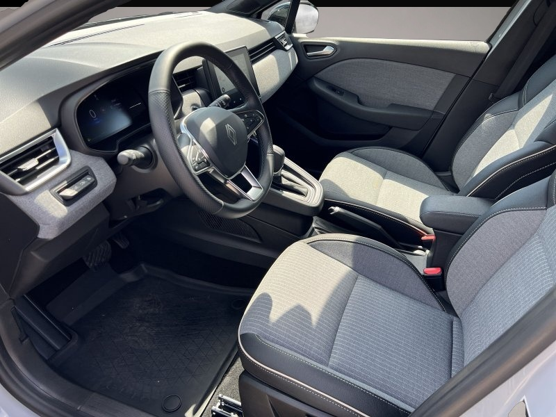 Bild 4 Renault Clio TCe 90 X-Tronic Autom. Techno GJR+SHZ+RFK