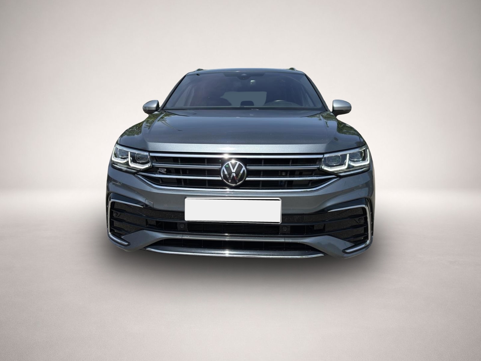 Bild 2 Volkswagen Tiguan Allspace 2.0 TDI DSG 4Mo. R-Line PANO AHK