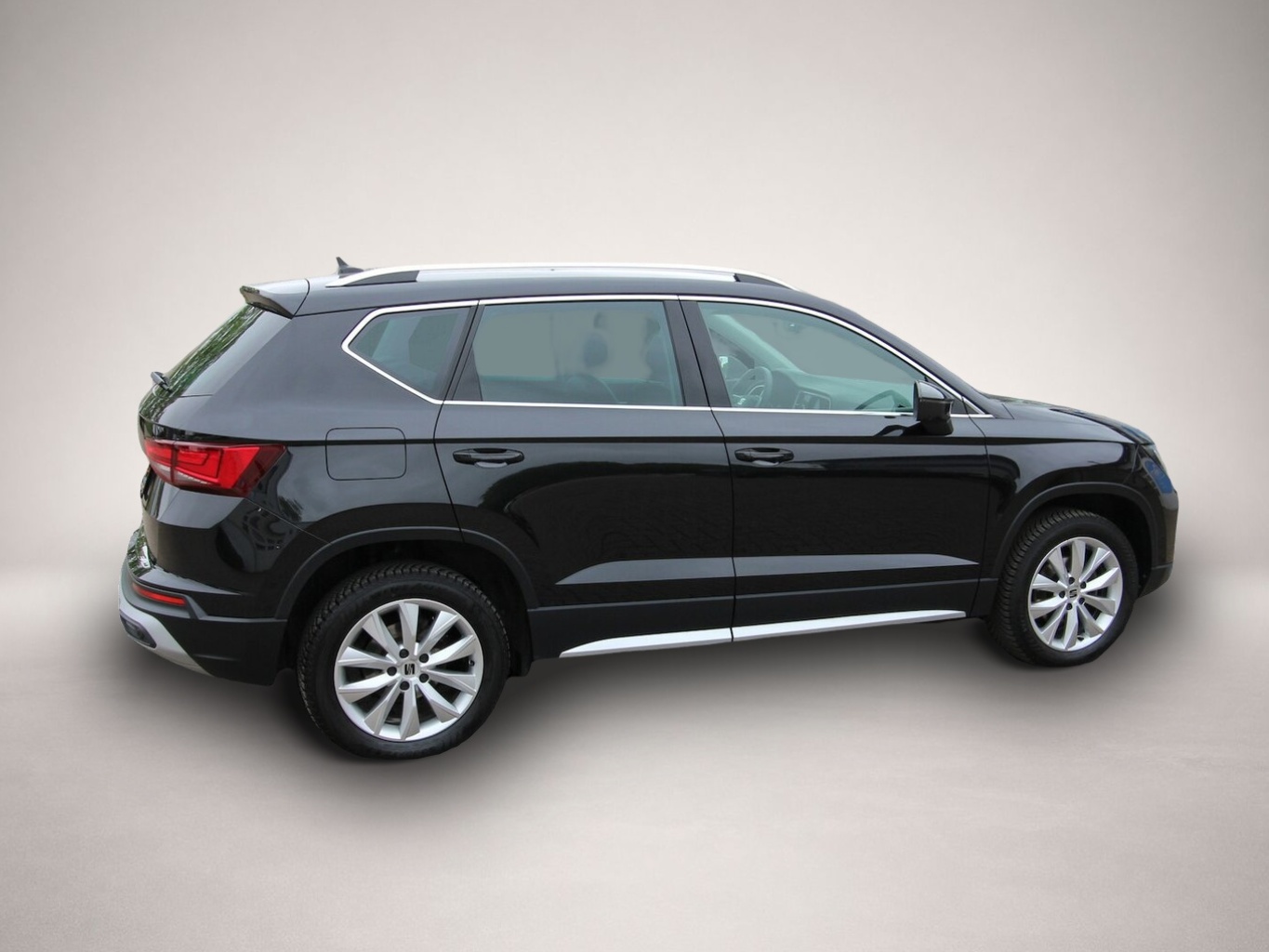 Fotografie des Seat Ateca 1.5 TSI 7-DSG Xperience NAVI+LED+KAMERA...
