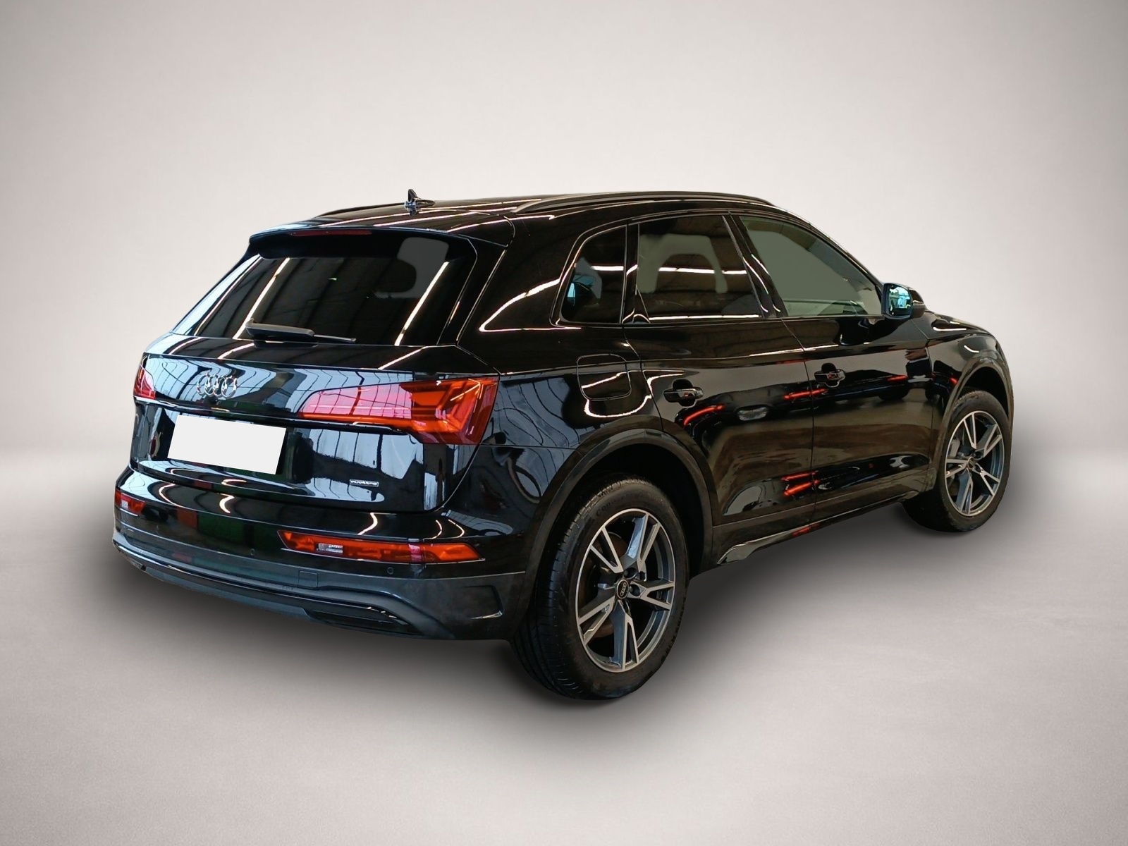 Bild 5 Audi Q5 50 TFSIe qu. advanced Schwarzpaket*19Zoll*Mat