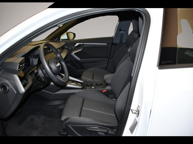 Bild 3 Audi A3 Sportback 35TFSI S tronic FACELIFT/KAM/APS