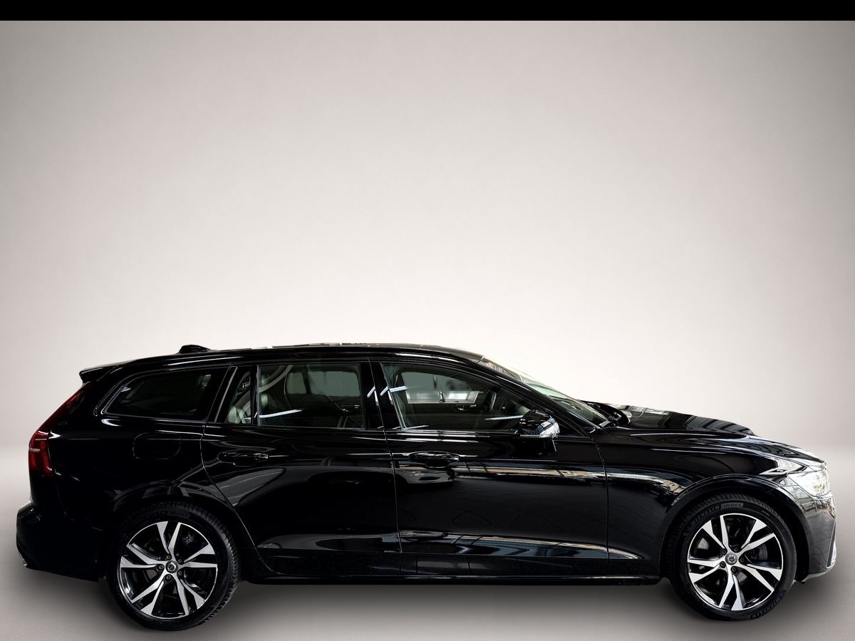 Bild 4 Volvo V60 T6 Plug-in AWD R-Design LED CarPlay