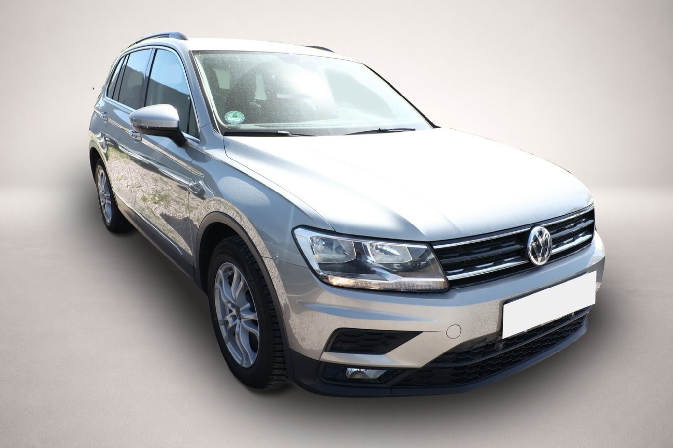 Bild 2 Volkswagen Tiguan 1.4 TSI 150 Comfortline Nav ACC PDC LM17Z