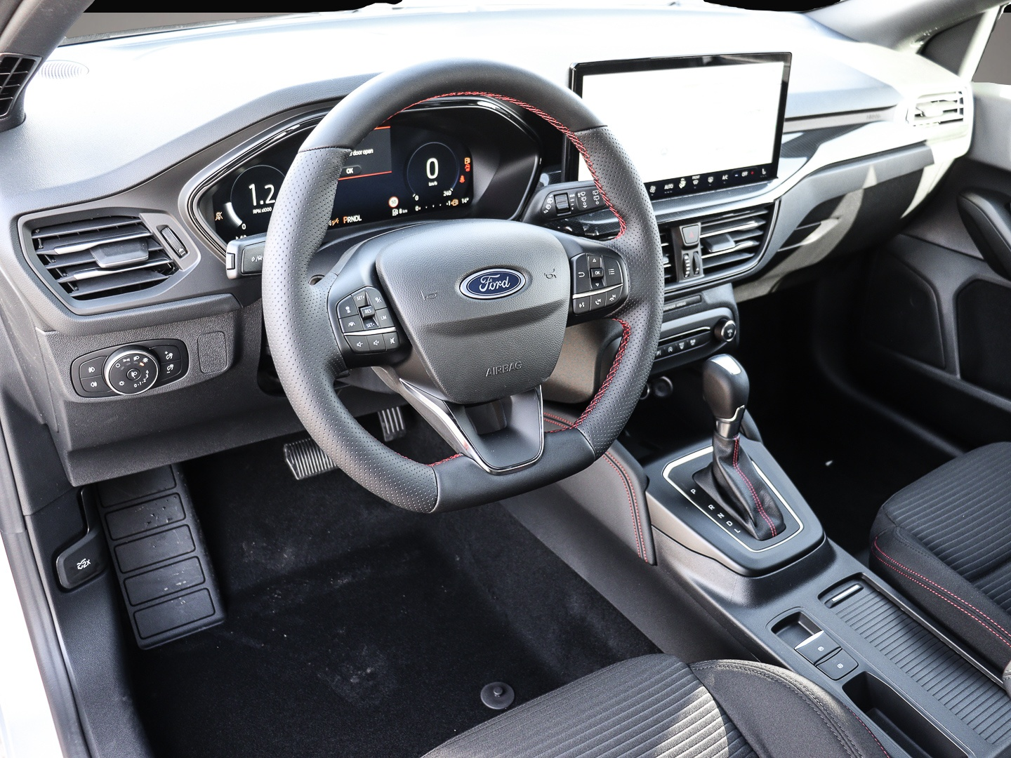 Bild 3 Ford Focus Turnier ST-Line X 155PS Aut. FAP Winter Pa