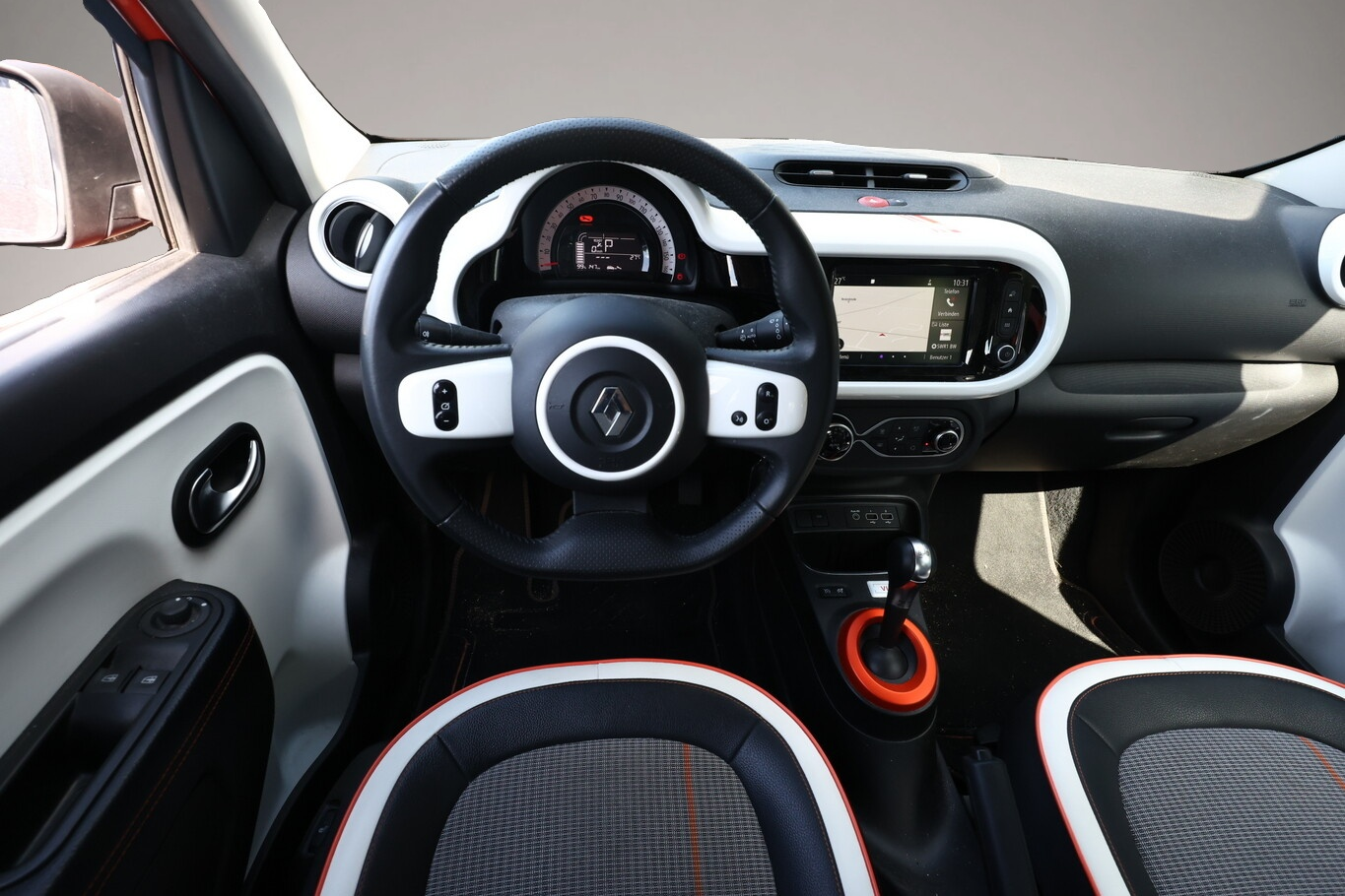 Bild 6 Renault Twingo Electric Vibes FaltD Nav SHZ PDC Schuko