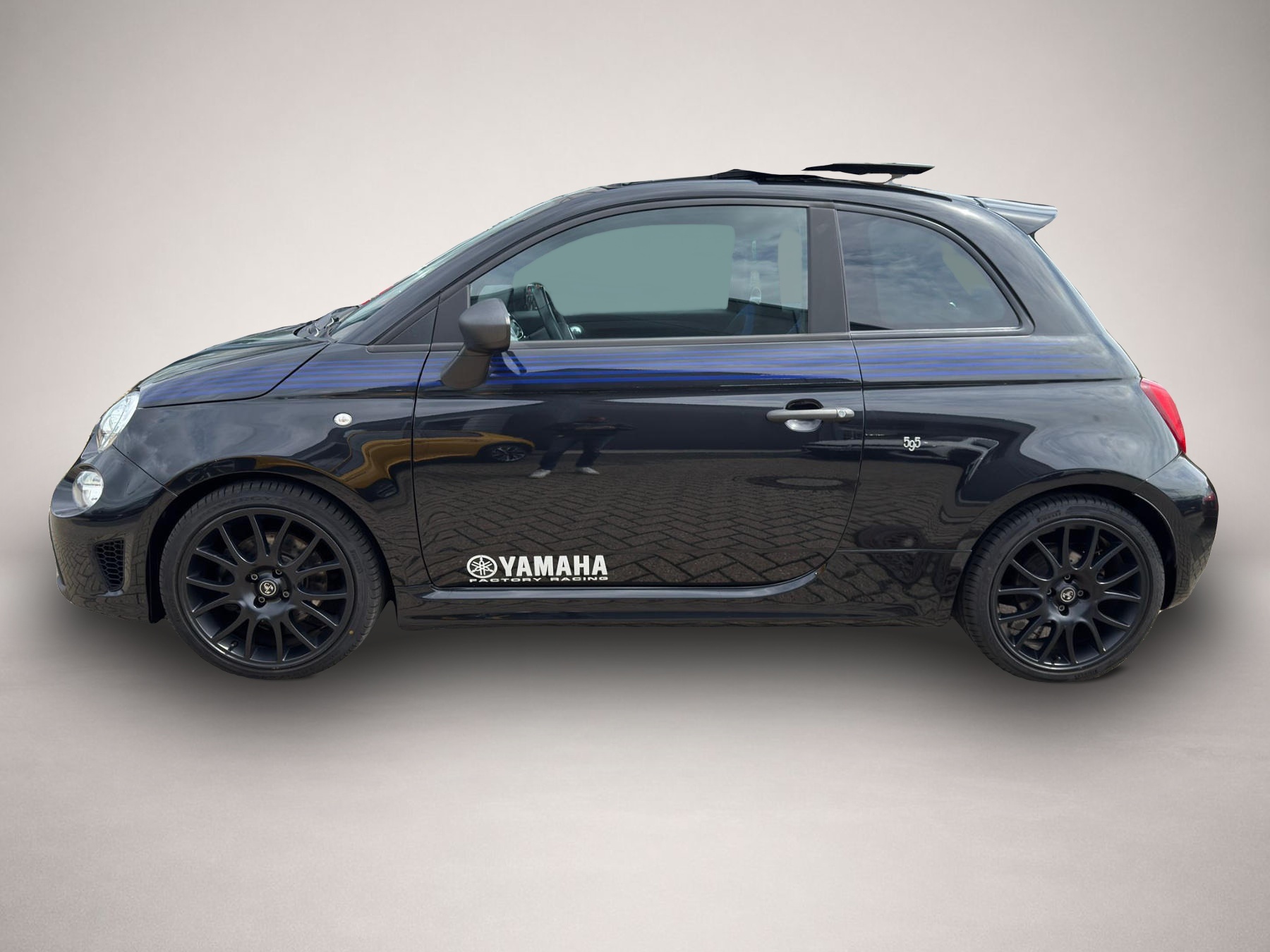 Bild 2 Abarth 500 595 1.4 T-Jet SM Monster Energy Yamaha
