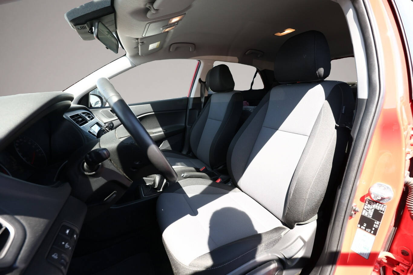 Fotografie 5 des Hyundai i20 1.2 84 YES! PDC Kam Temp SHZ CarPlay LaneAs