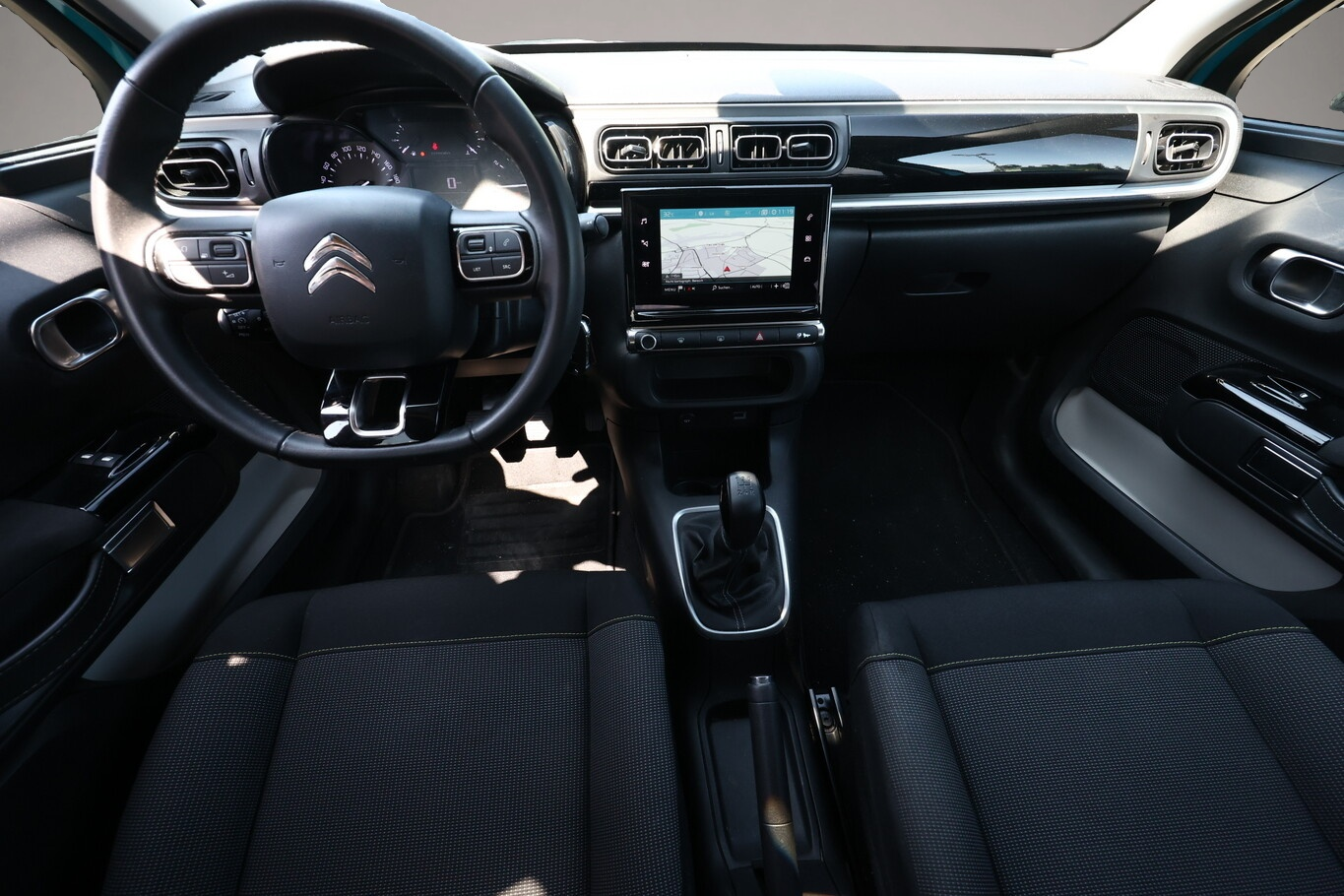 Bild 8 Citroën C3 1.2 PureTech 83 Max Nav PDC Kam DAB LM16Z