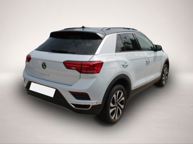Fotografie 2 des Volkswagen T-Roc 1.5 TSI Active Rückfahrkam/Navi/Pano