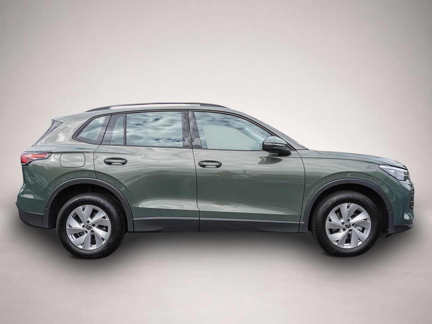 Bild 4 Volkswagen Tiguan 1.5 eTSI DSG AHK NAVI KLIMAA. LED