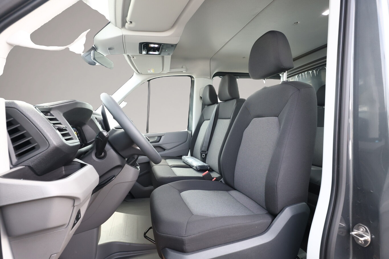Bild 5 Volkswagen Crafter Plus 35 2.0 TDI 140 L3H2 Nav AHK 6S SHZ