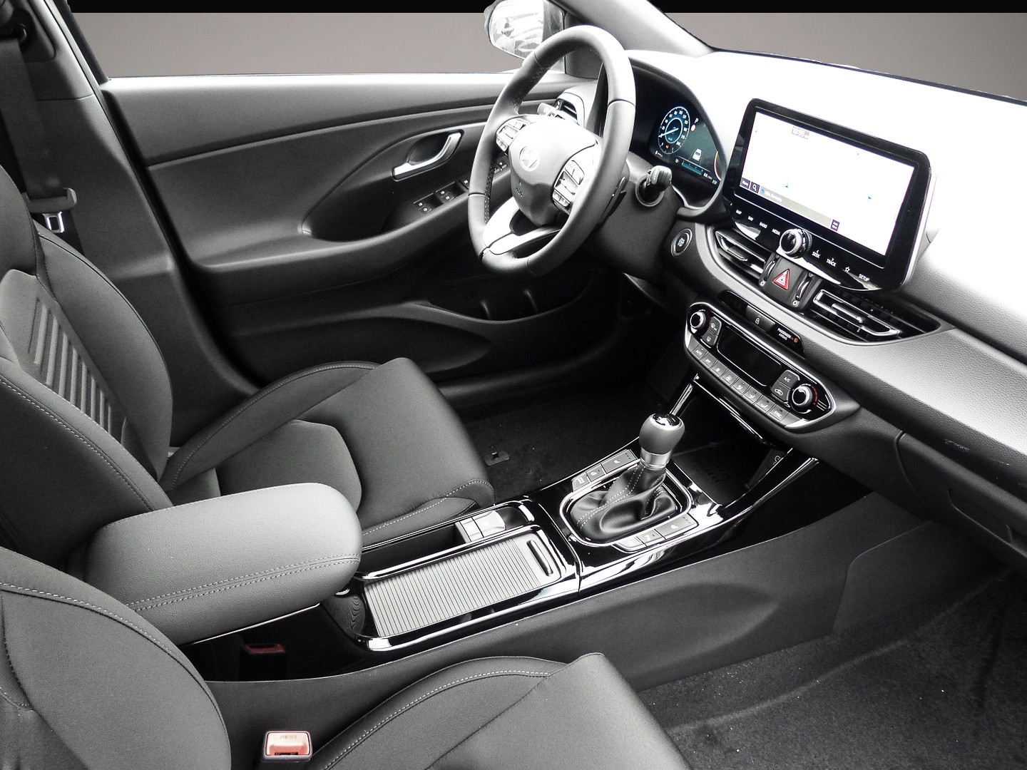 Bild 3 Hyundai i30 Advantage DCT Mild-Hybrid GSD Panorama Navi