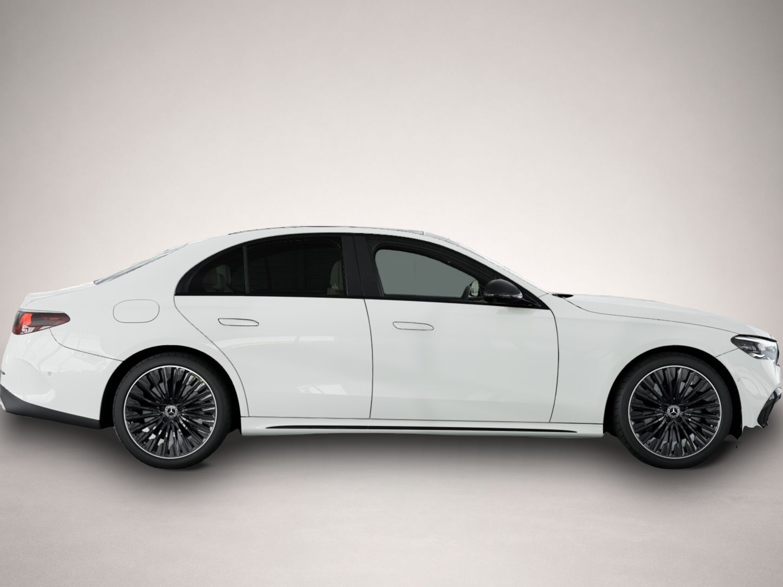 Bild 5 Mercedes-Benz E 300