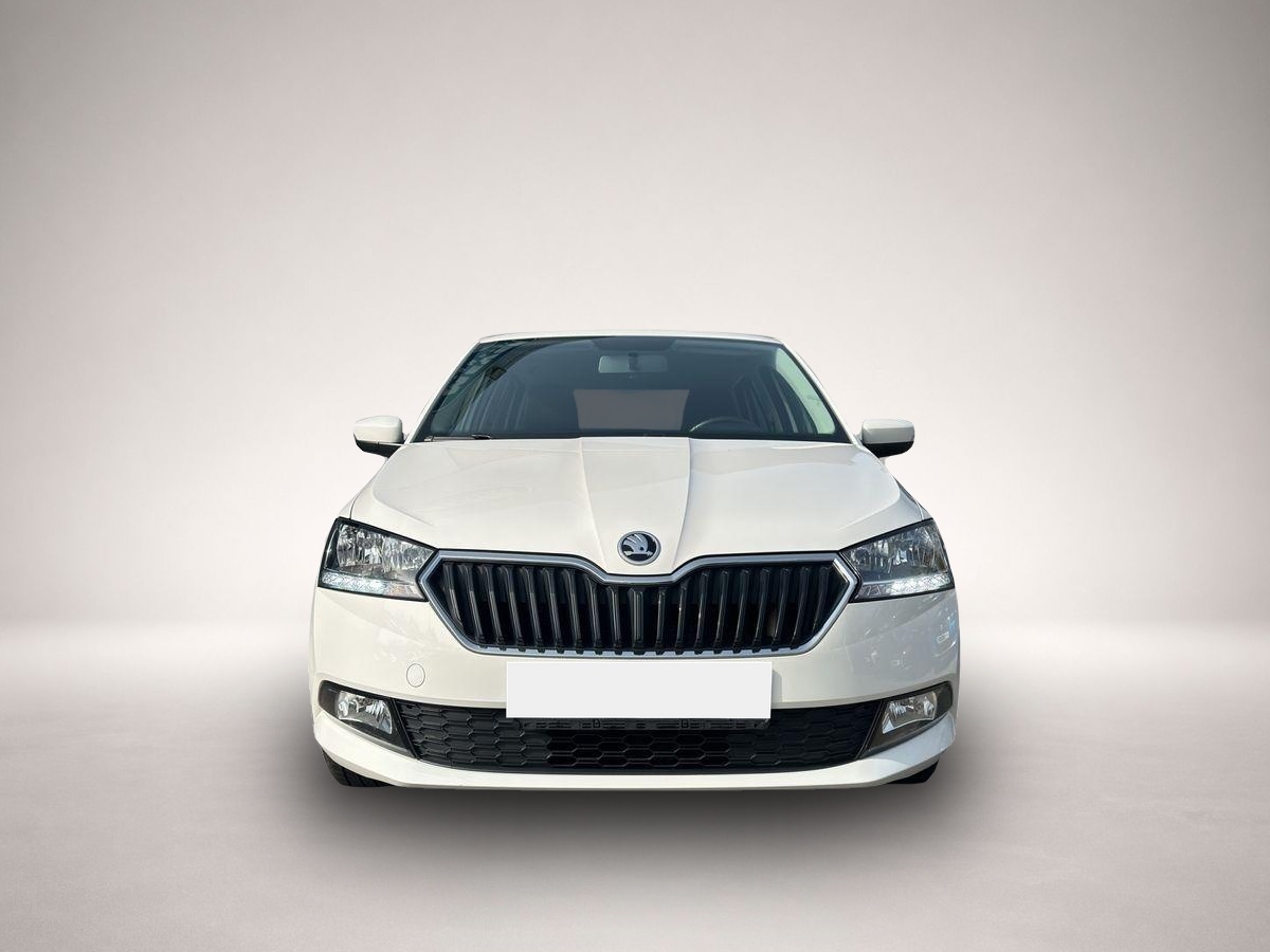 Bild 8 Skoda Fabia Carplay/SHZ/PDC/Bluetooth