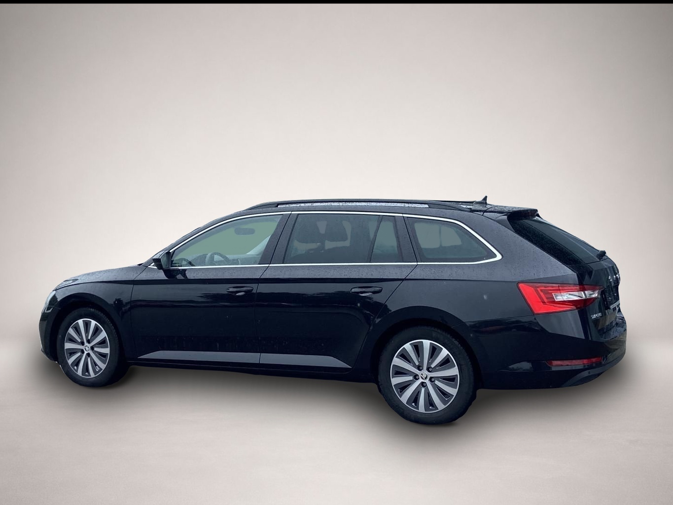 Bild 3 Skoda Superb Combi iV 1.4 TSI DSG eHybrid STANDHEIZUNG