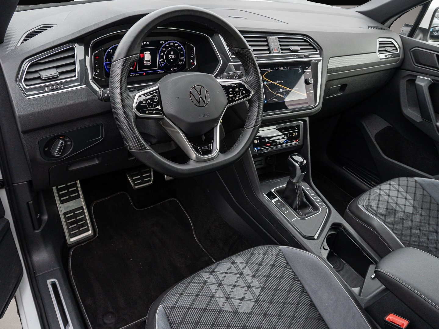 Bild 7 Volkswagen Tiguan 2.0 TDI DSG R-Line