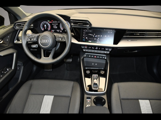 Bild 4 Audi A3 Limousine 35 TFSI S tronic advanced LED/AHK
