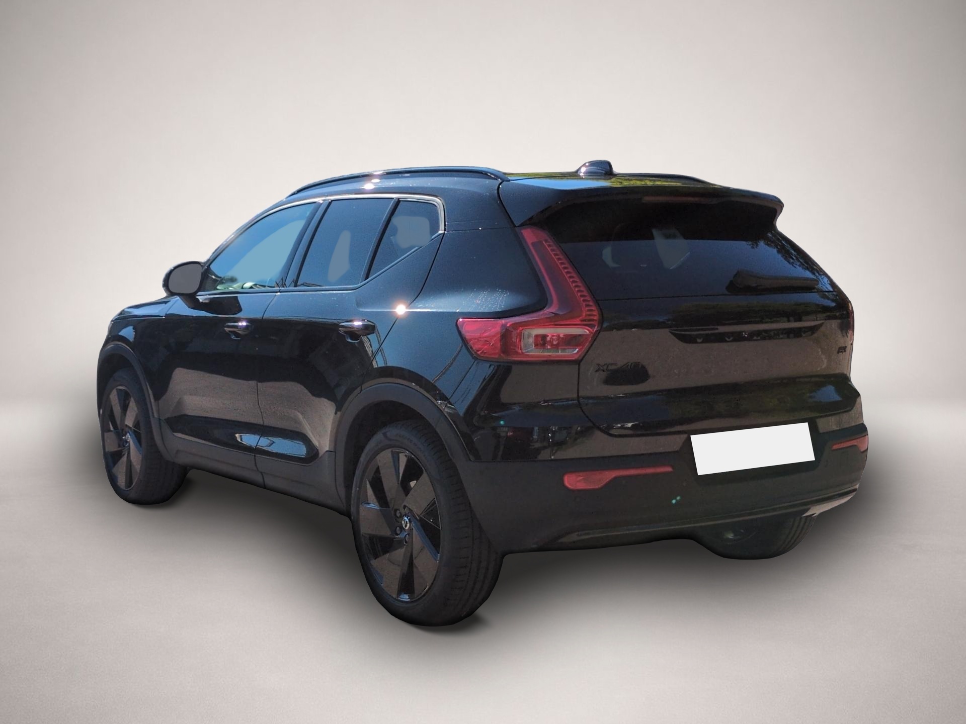 Bild 2 Volvo XC40 B3 (Benzin) Ultra Black Edition 2WD Automat