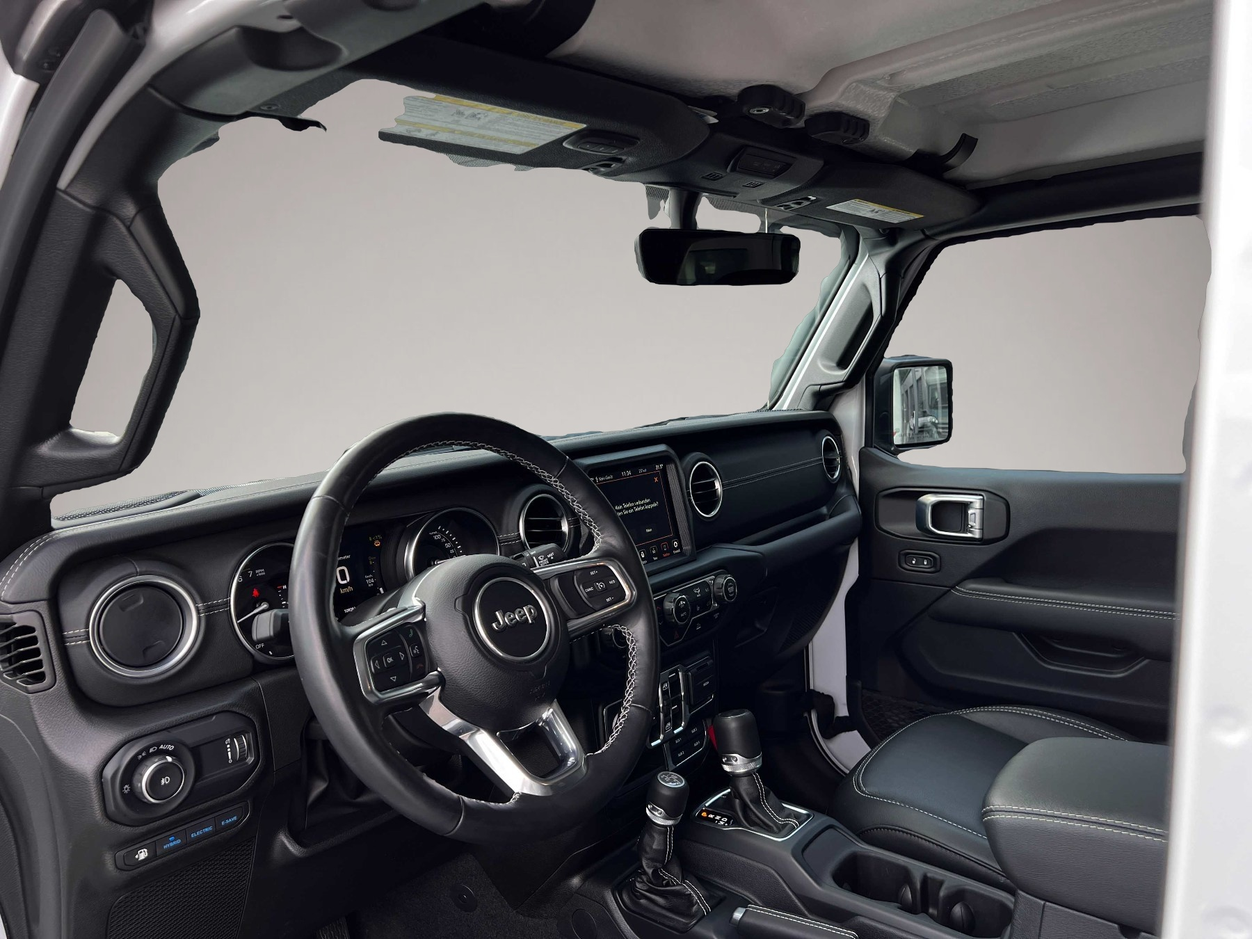 Fotografie 4 des Jeep Wrangler 4xE Sahara AUT NAV KAM AHK Sitzheizung