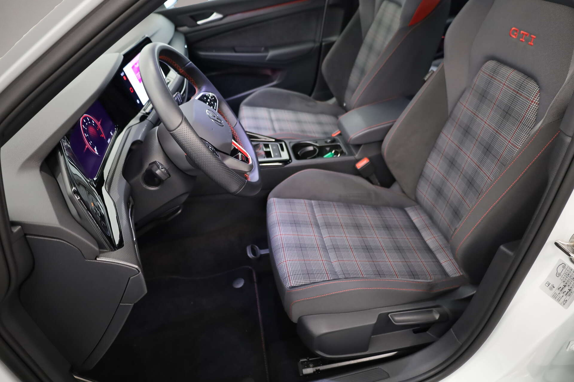Bild 5 Volkswagen Golf 2.0 TSI OPF GTI