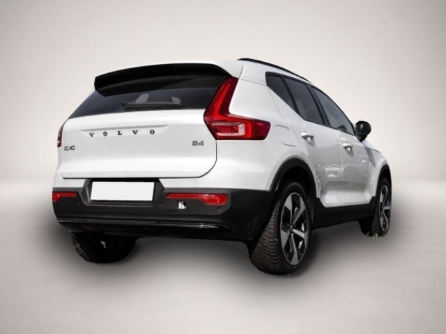 Bild 2 Volvo XC40 Plus Dark 2WD B4 EU6d digitales Cockpit Mem
