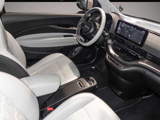 Bild 3 Fiat 500e Cabrio La Prima AWR LED Apple CarPlay Klima