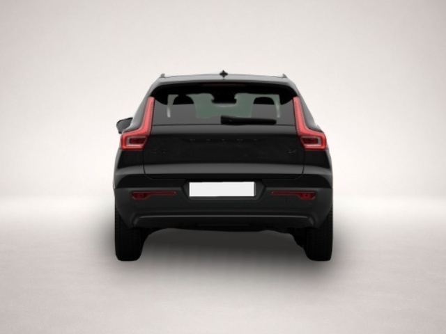 Bild 3 Volvo XC40 B4 Plus Black Edition 2WD 360 Grad Standh.