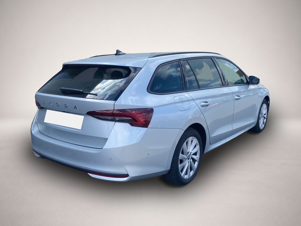 Fotografie des Skoda Octavia 1.5 TSI mHEV DSG Selection*HeadUp*Kamera