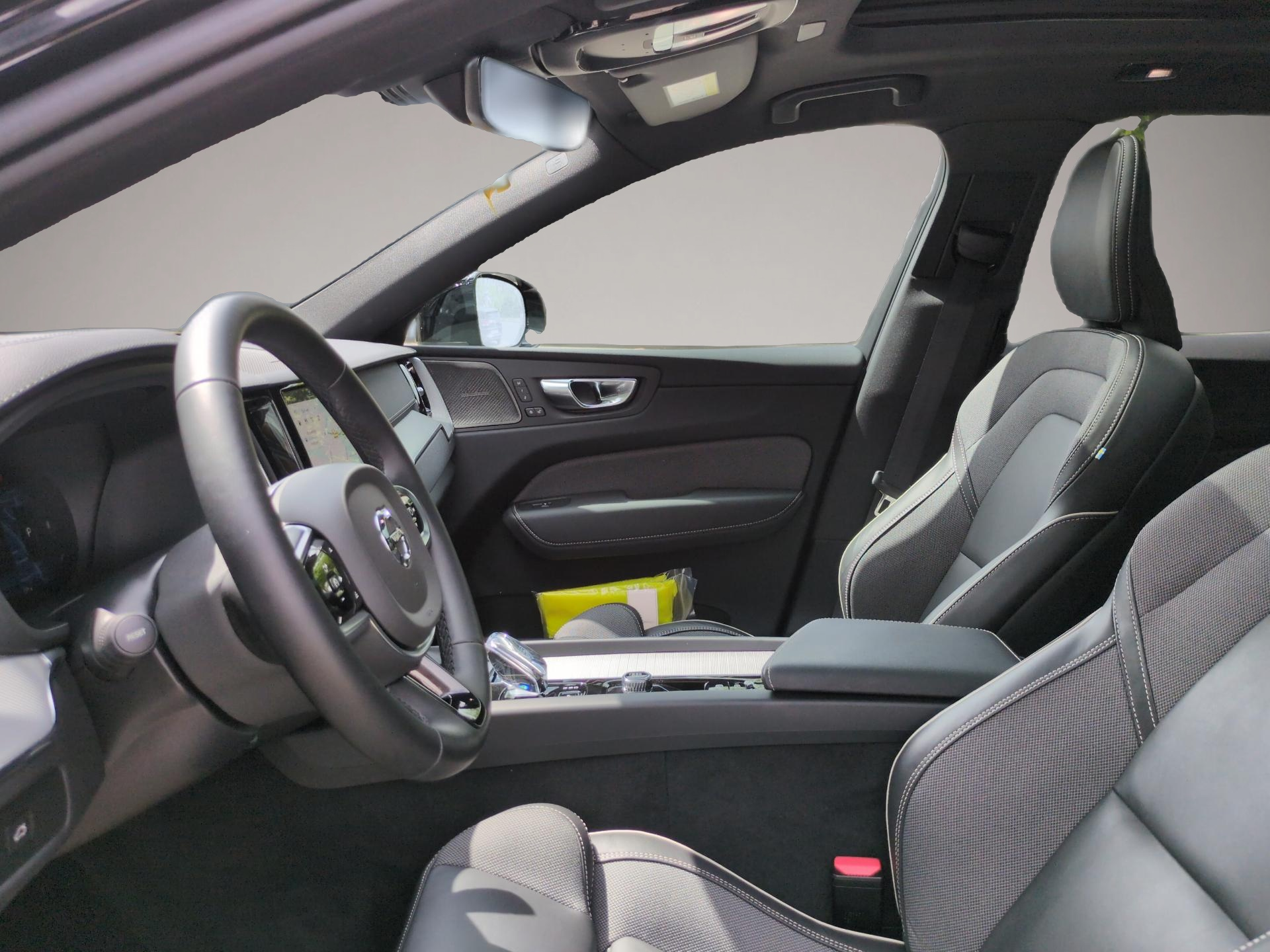 Bild 7 Volvo XC60 XC 60 Ultimate Black Edition AWD