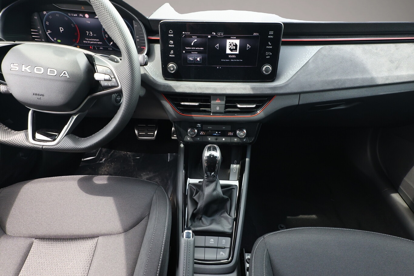 Bild 7 Skoda Scala DSG Dynamic ACC SideA Kam Kessy SHZ SunS