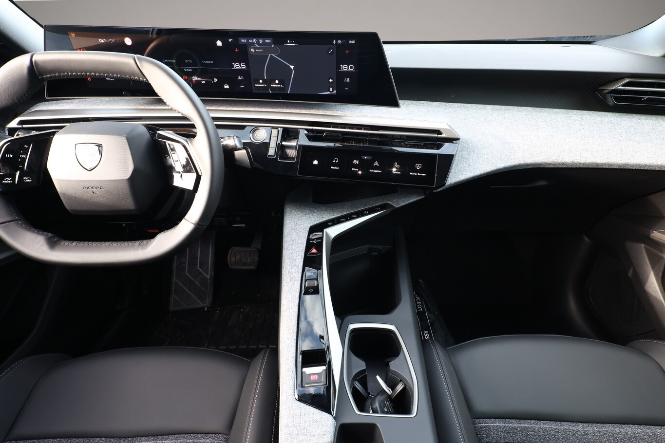 Fotografie 7 des Peugeot 3008 Hybrid Allure ACC 21