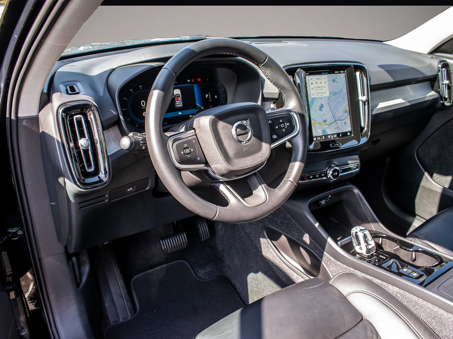 Fotografie des Volvo XC40 B4 2WD Plus Dark LED Kamera
