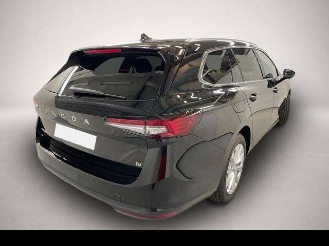 Bild 3 Skoda Superb Selection 1.5 eTSI mHEV 150PS/110kW DSG7 2026 +.