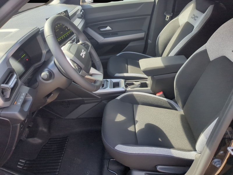Bild 4 Dacia Duster Hybrid 155 Journey RFK+SHZ+LKHZ+Navi