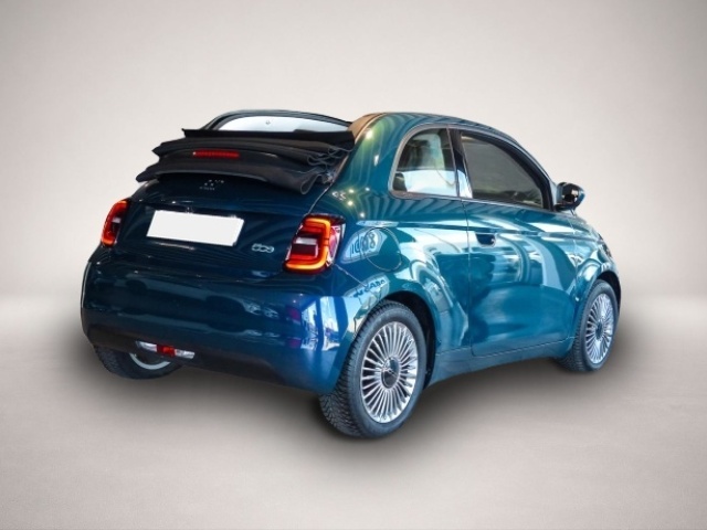 Bild 2 Fiat 500e Cabrio Icon Navi Digitales Cockpit Apple Ca