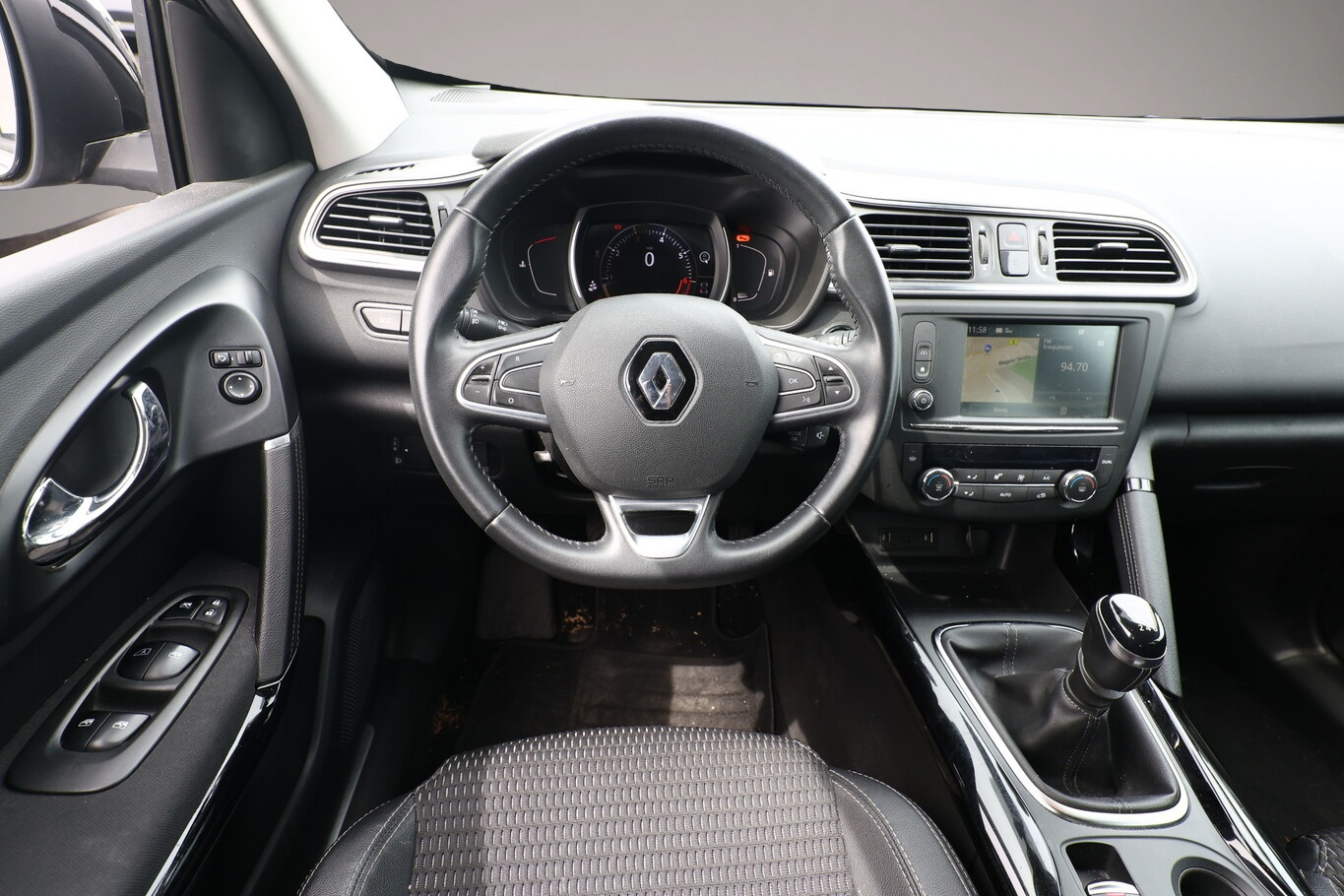 Bild 7 Renault Kadjar 1.2 TCe 130 Limited Nav PDC SHZ Kam Temp