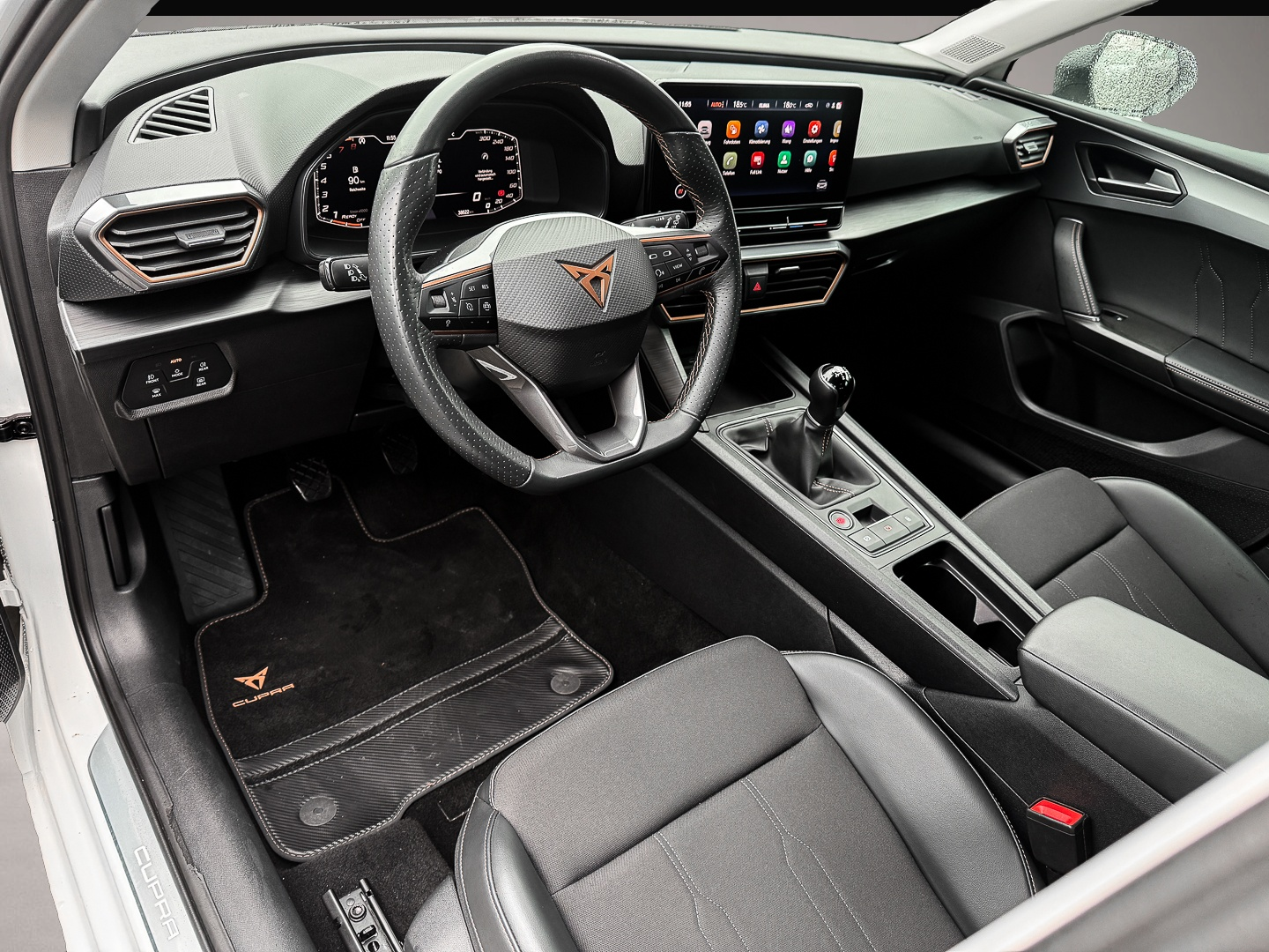 Bild 4 Cupra Leon Sportstourer 1.5TSI 6 Gang Schalter Digital