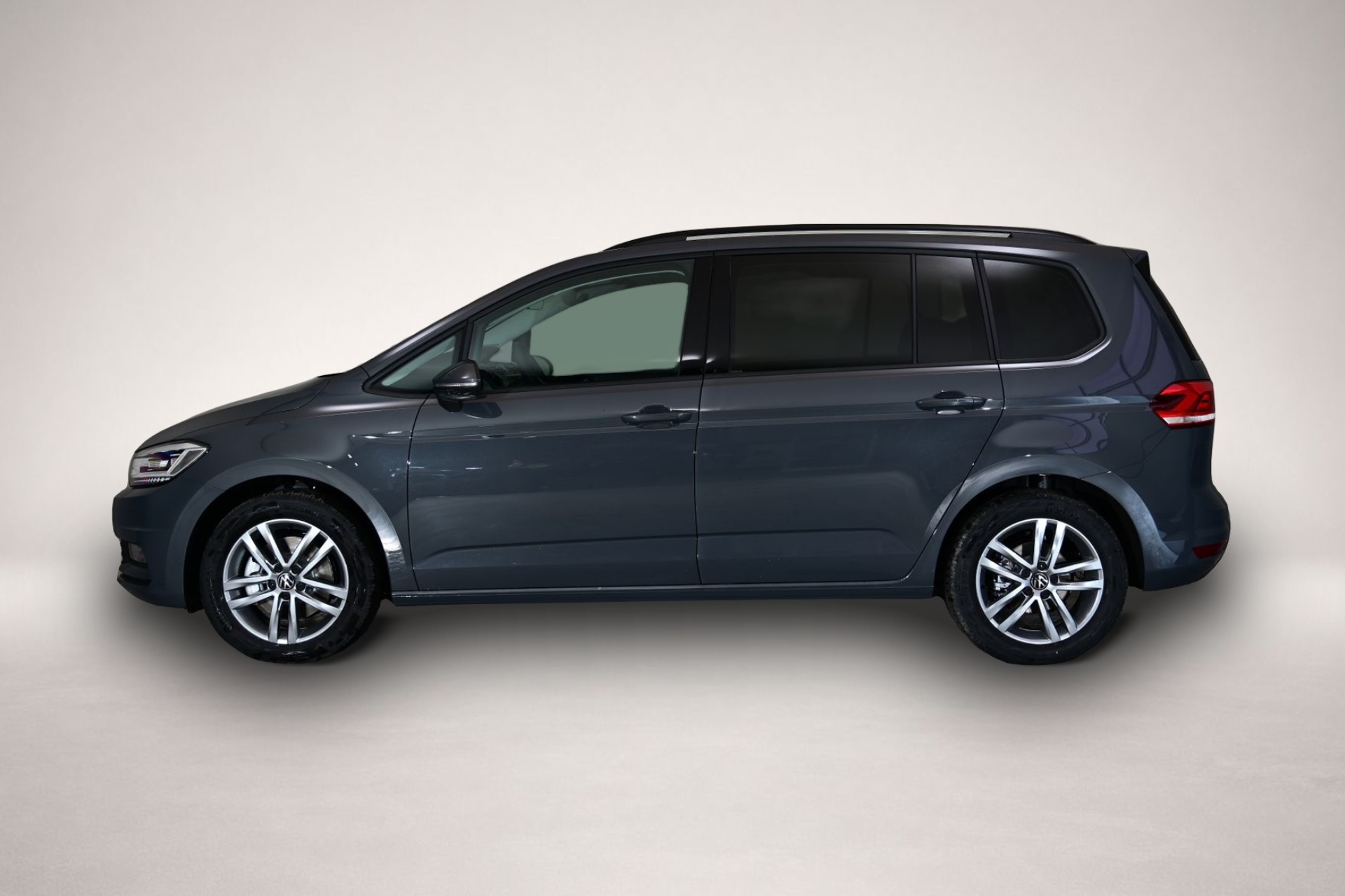 Fotografie 2 des Volkswagen Touran 1.5 TSI 7-Gang-DSG