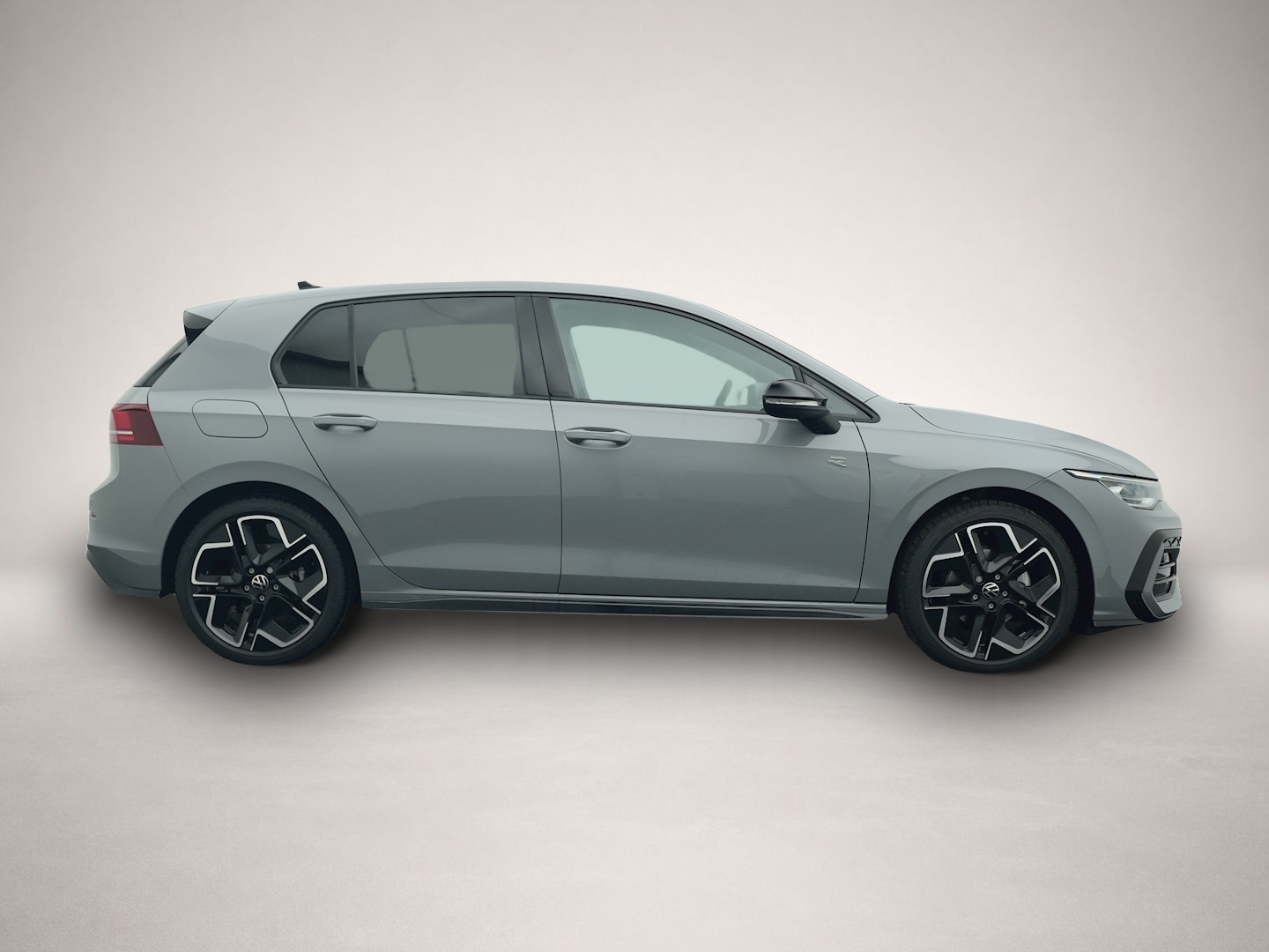Bild 6 Volkswagen Golf 8 1.5 eTSI DSG R-Line BLACK-STYLE 5.-J.-GAR