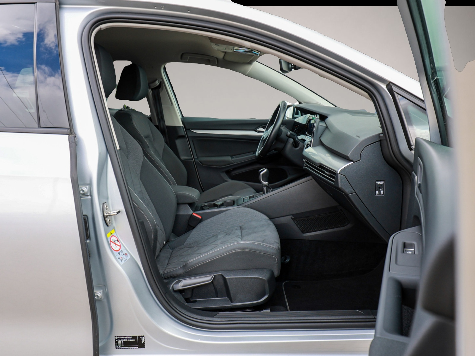 Bild 2 Volkswagen Golf VIII