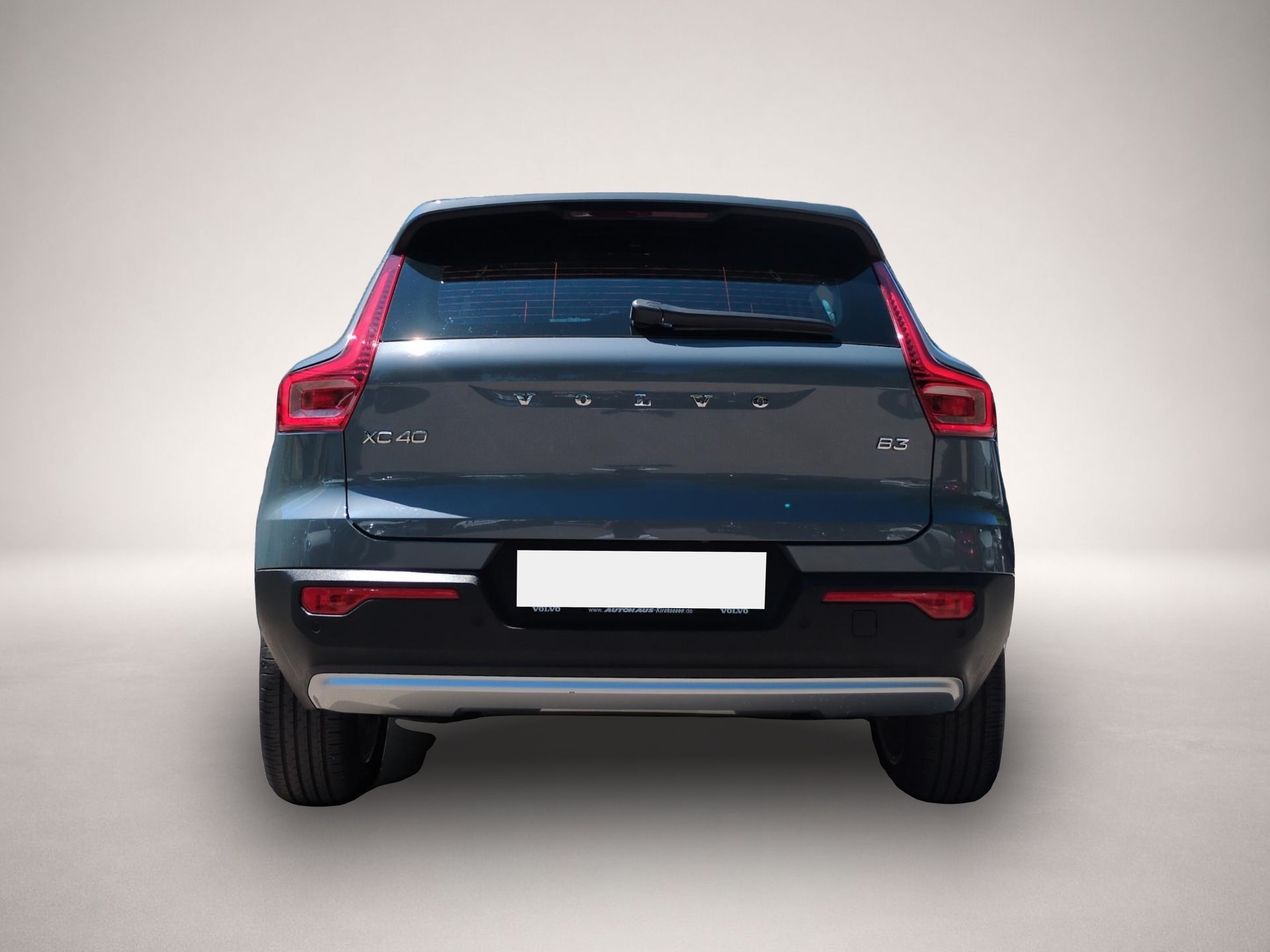 Bild 7 Volvo XC40 B3 (Benzin) Plus Bright 2WD Automatik Navi