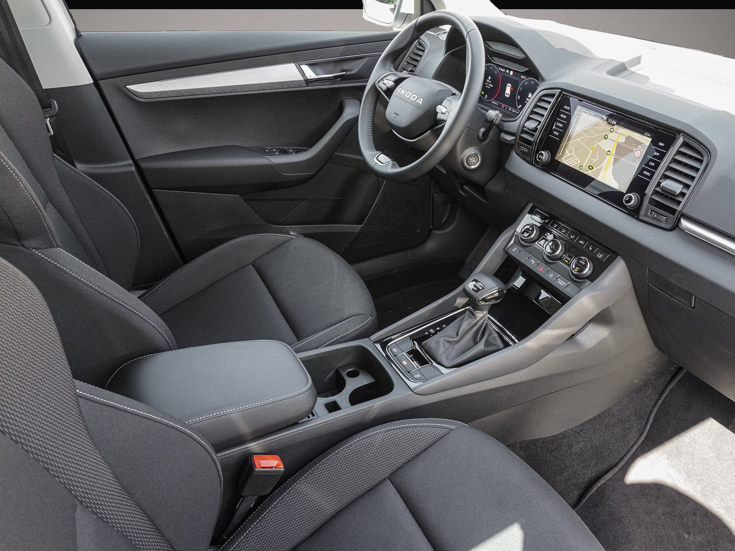 Fotografie des Skoda Karoq 2.0 TDI 4Motion DSG Tour