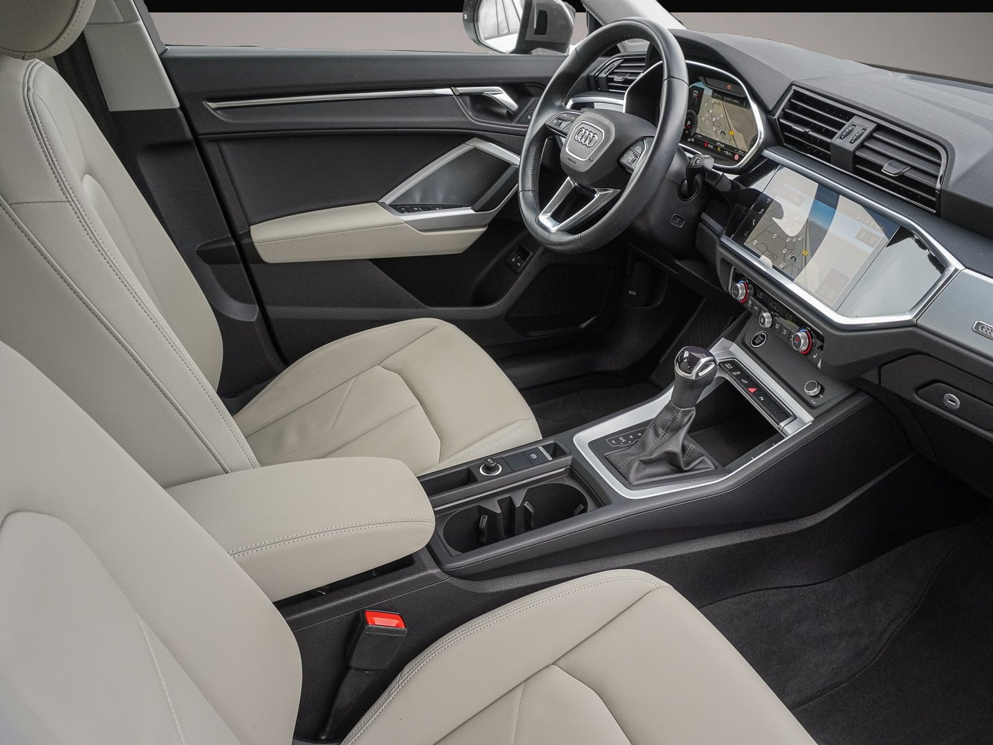 Bild 5 Audi Q3 Sportback 45 TFSI e S-tronic Virtuell LED Led