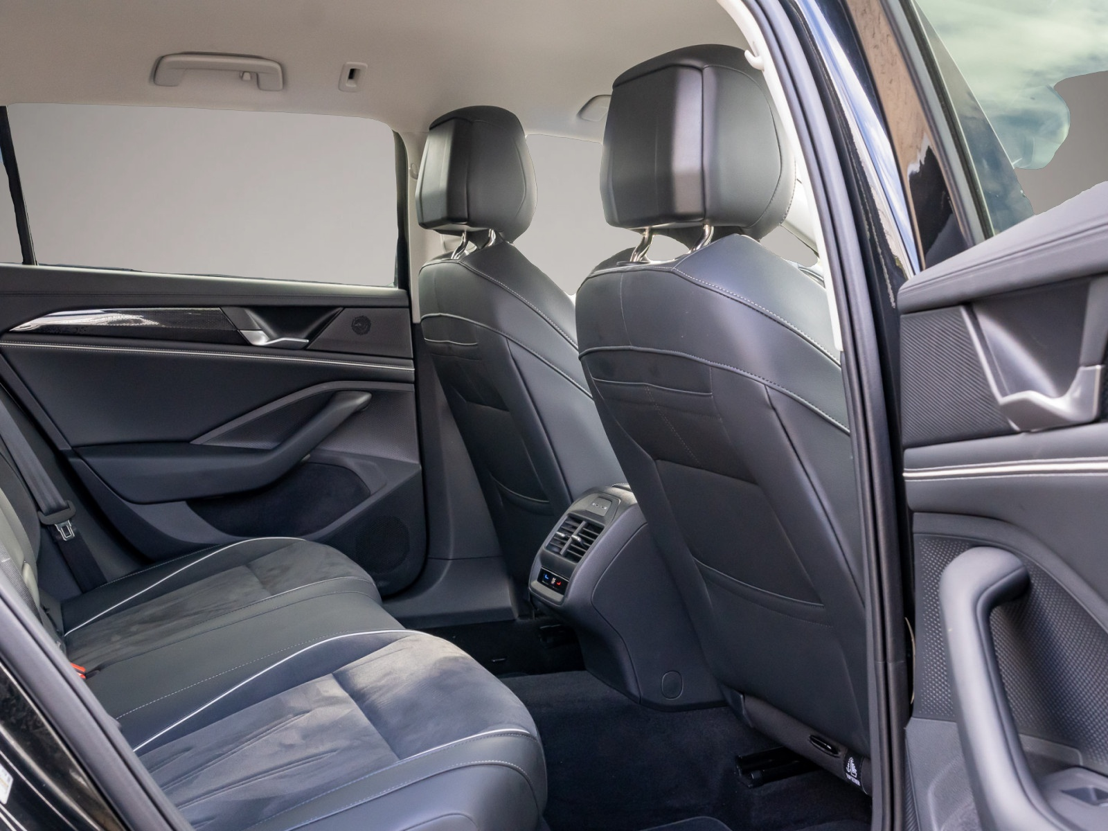 Bild 4 Volkswagen Passat