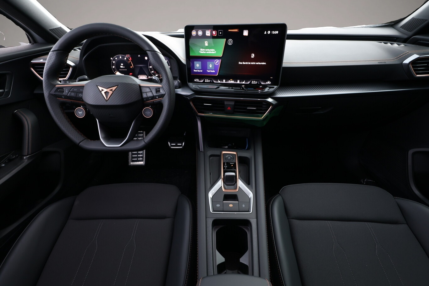 Bild 6 Cupra Formentor eTSI DSG EdgeP SHZ eHK Kessy Kam 3ZCli