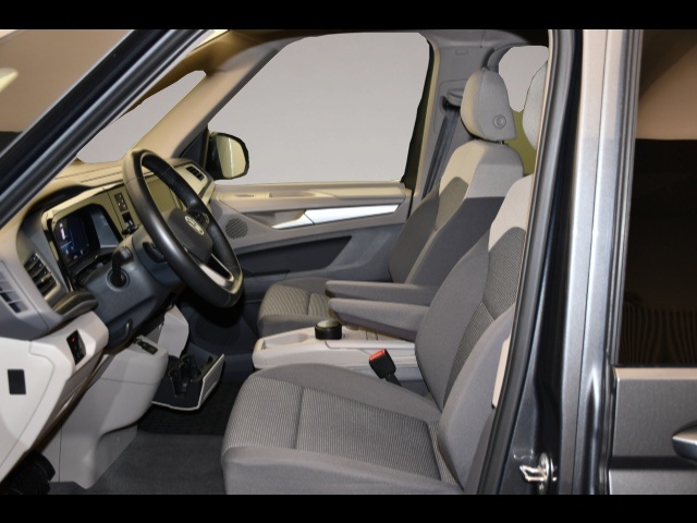 Bild 3 Volkswagen T7 Multivan KÜ 2.0 TSI DSG Kurz/LED/Navi/Vis-a-V
