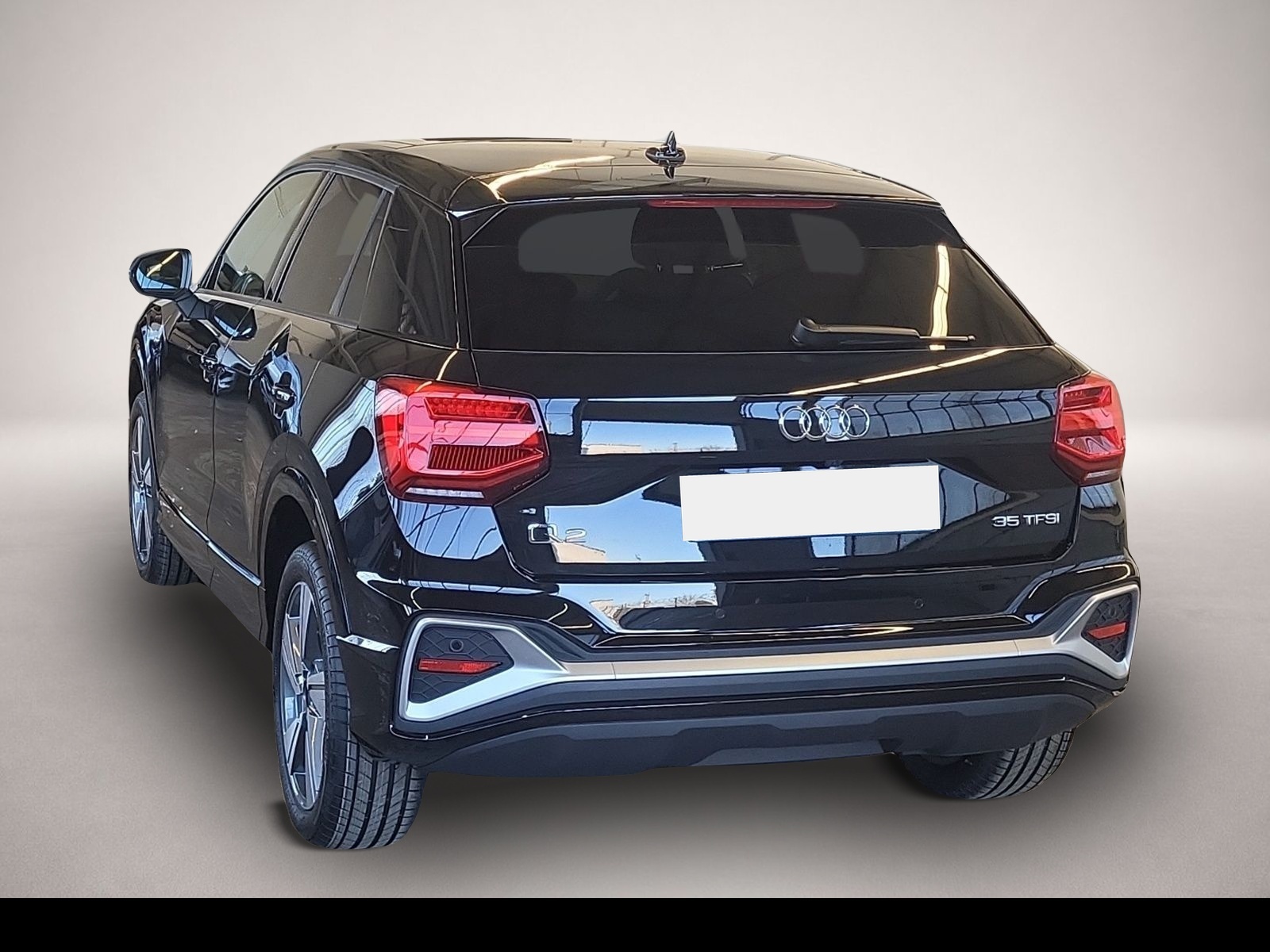 Bild 3 Audi Q2 S line 35 TFSI S tronic S LINE MATRIX PANO NA